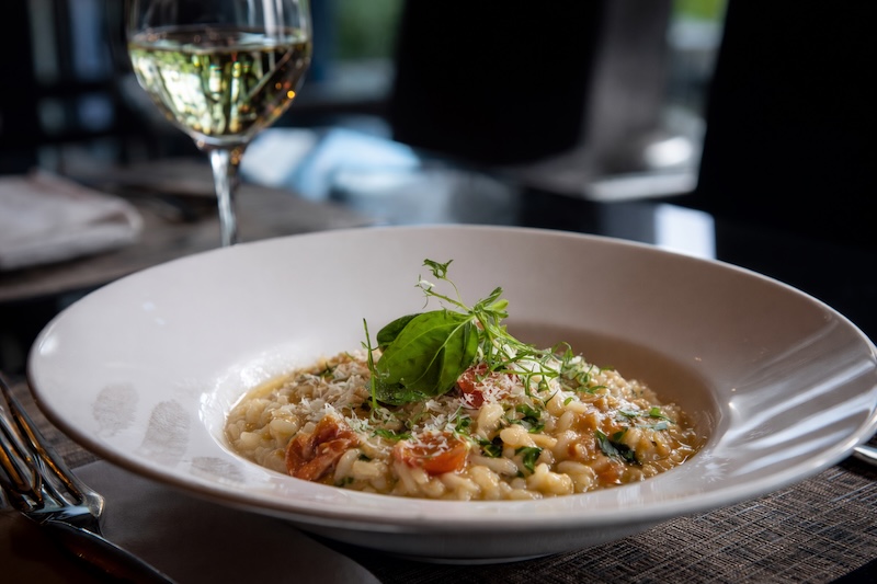 finger prints on bowl